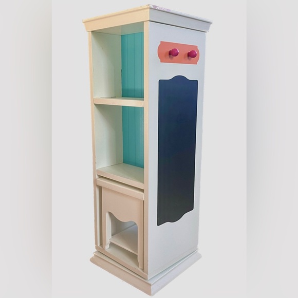 Doll dresser and desk set. - Picture 3 of 5